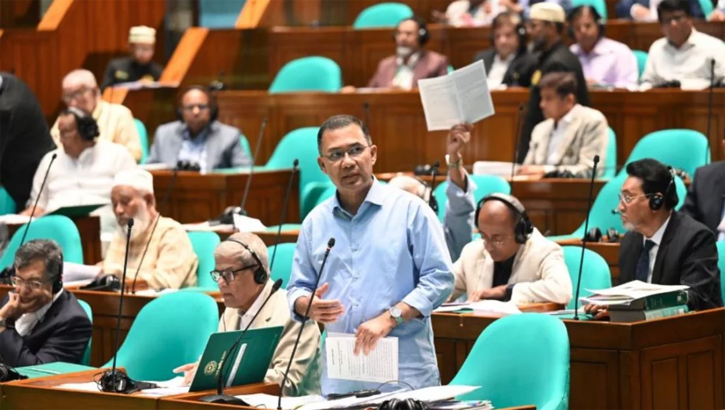 অব্যবহৃত ২০০ সরকারি ভবন হবে হাসপাতাল ও মাতৃসদন: সংসদে প্রধানমন্ত্রী